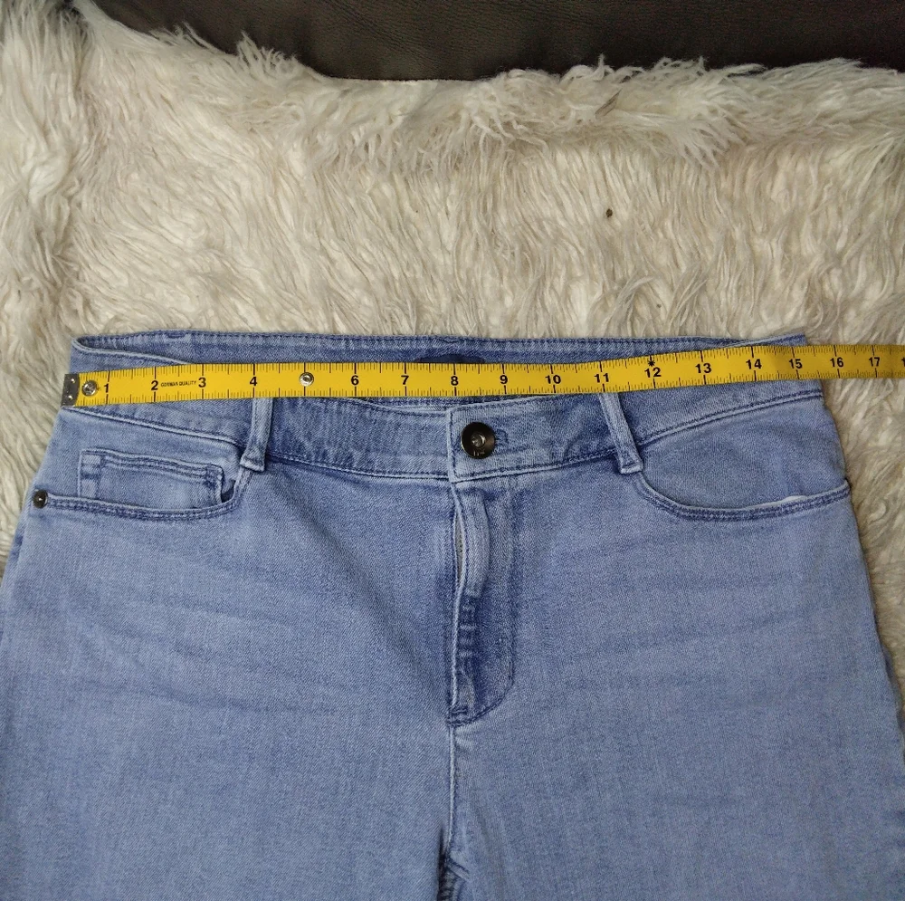 J. Jill Denim Bermuda Jean Stretch Shorts Size 6